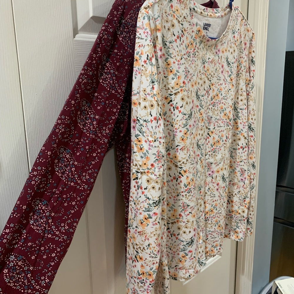 Lands’ End set of 2 long sleeve shirts size Medium